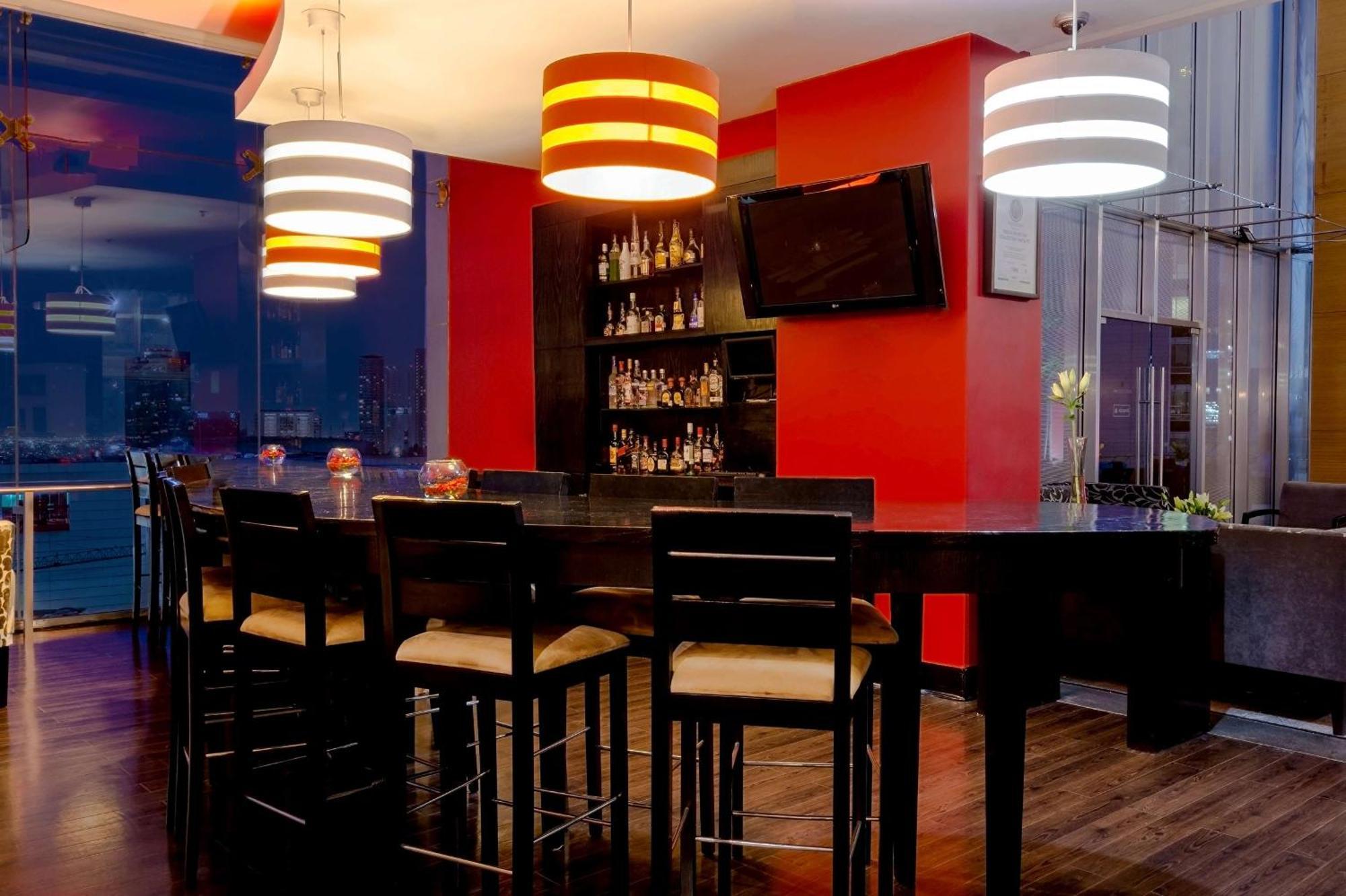 Nh Collection Mexico City Santa Fe Экстерьер фото The bar at the 101 Lounge