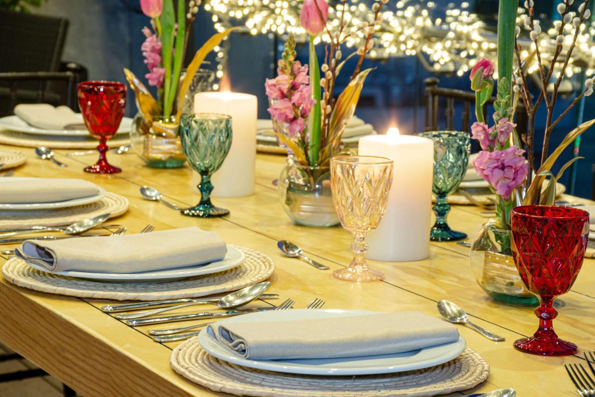 Nh Collection Mexico City Santa Fe Экстерьер фото A table set for a dinner party